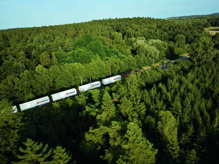 DB Schenker_snizuje uhlikovou stopu
