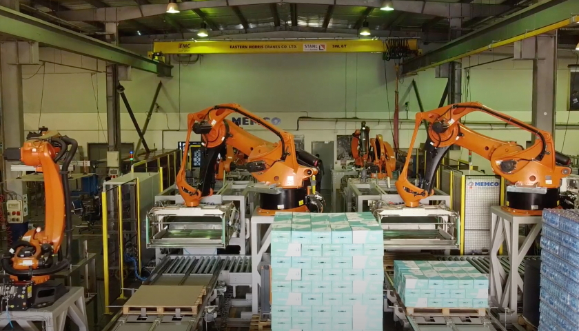 KUKA roboty