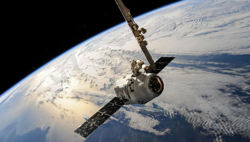 VESMÍR PLANETA NASA