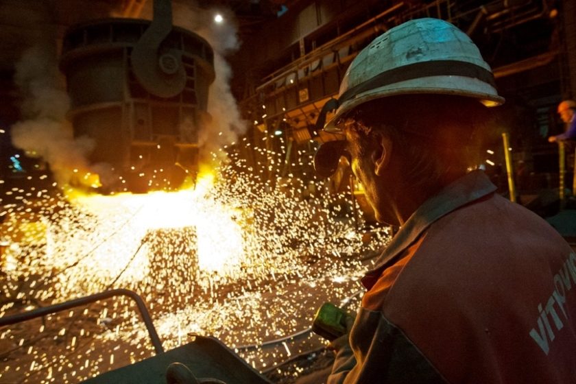 Foto - slévárna Vítkovice Heavy Machinery - foto J. Zerzoň