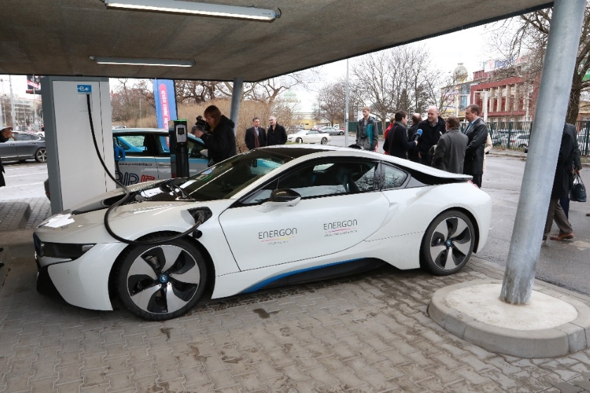 Slavnostni_otevreni_BMWi8