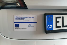 Tesla dotace EU štítek