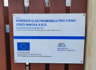 Tesla dotace šítek firma
