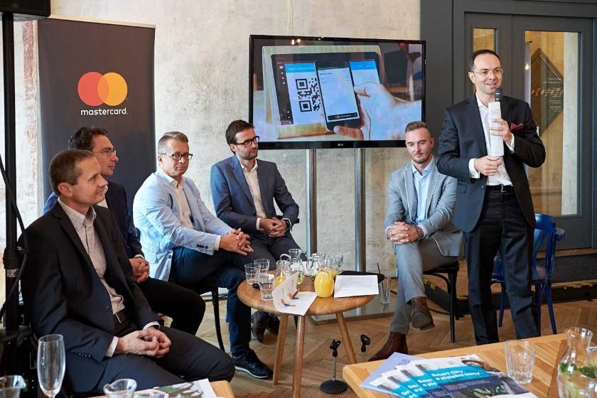 mastercard tiskova konference