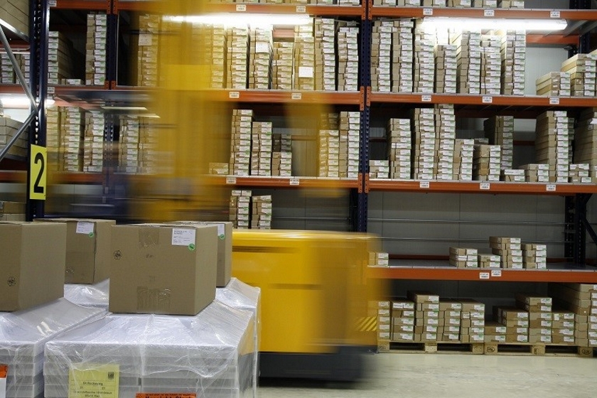 sklad logistika